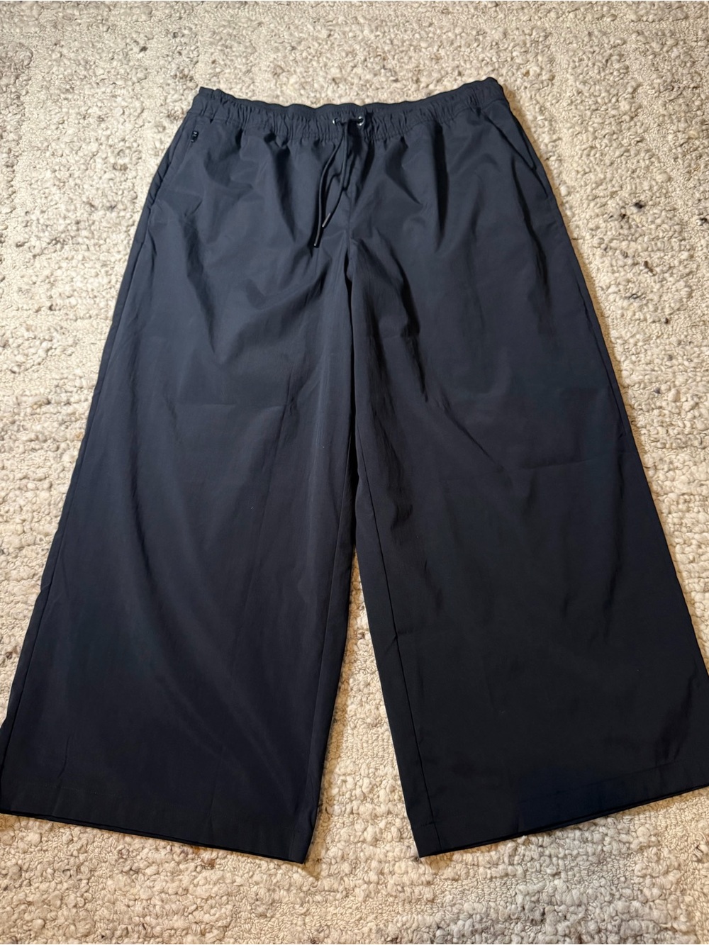 Athleta Black Wide-Leg Elastic Waist Joggers